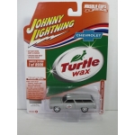 Johnny Lightning 1:64 Chevrolet Chevelle Wagon 1965 Turtle Wax silver